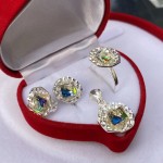 ���������� �������� "������". ��������� Swarovski&reg;