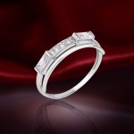 ������ ������� � ��������� Swarovski&reg;