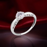 ������ ������� � ��������� Swarovski&reg;